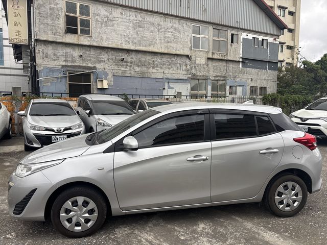 YARIS 1.5  第4張相片