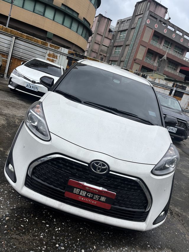 SIENTA 1.8  第2張相片
