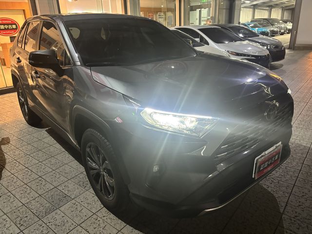 RAV4 2.0  第3張相片