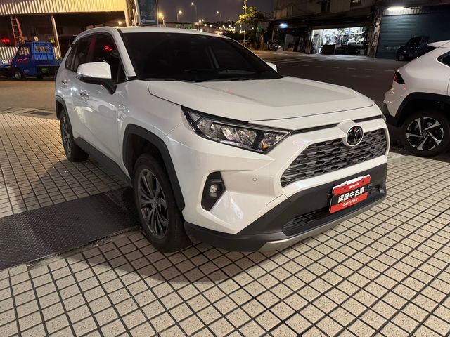 RAV4 2.0  第3張相片