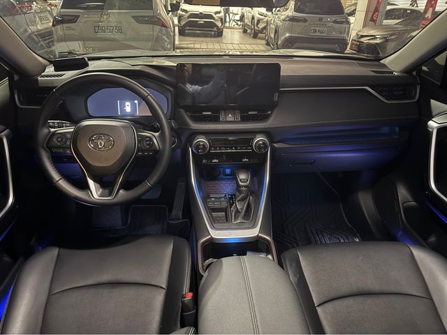 RAV4 2.0  第7張相片