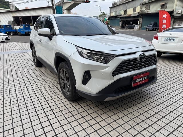 RAV4 2.0  第3張相片