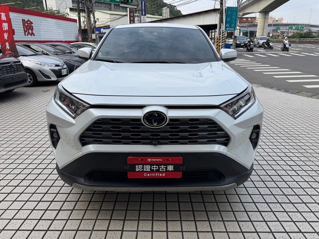 RAV4 2.0  第4張相片