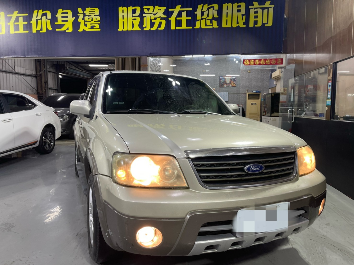 2005年escape  第1張相片