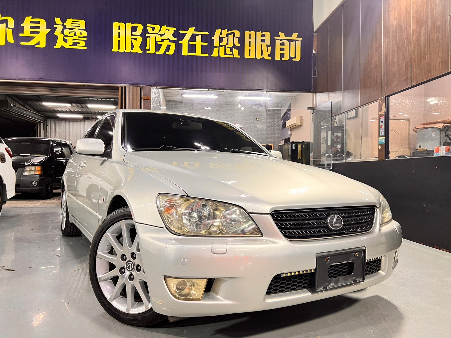 2003年 is200  第1張相片