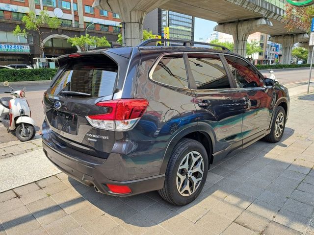 FORESTER  第18張相片