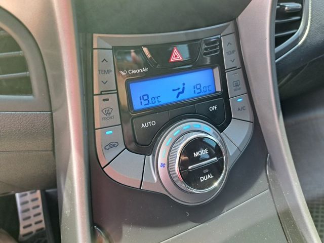 ELANTRA  第15張相片