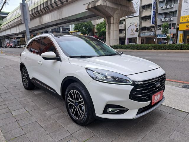 KUGA  第3張相片