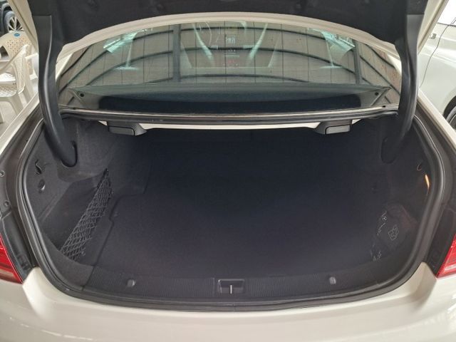 E-CLASS COUPE C207  第14張相片