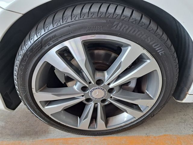 E-CLASS COUPE C207  第20張相片