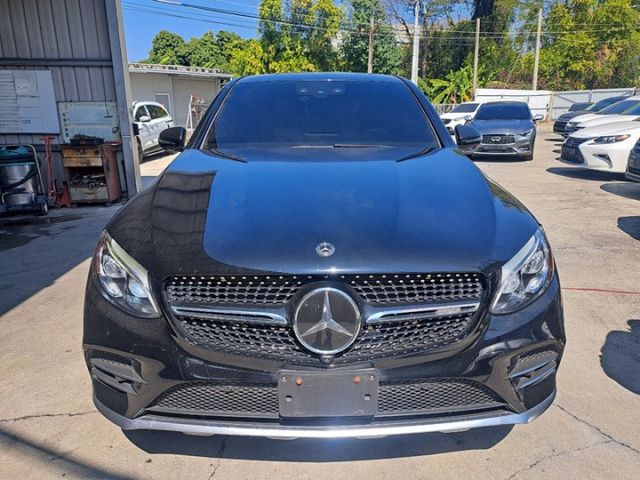 GLC-CLASS COUPE  第2張相片