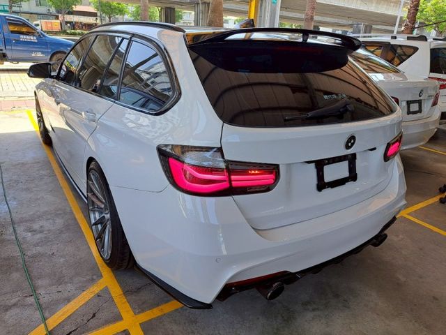 3 SERIES TOURING  第16張相片