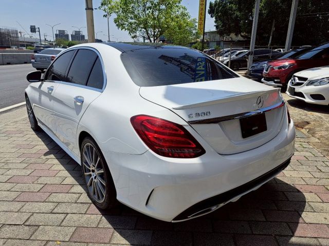 C-CLASS SEDAN W205  第16張相片