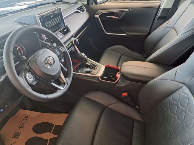 RAV4  第4張相片