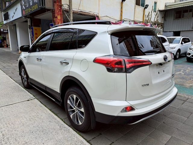 RAV4  第16張相片