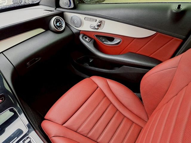 C-CLASS SEDAN W205  第9張相片