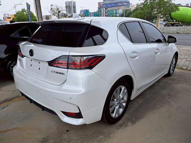 CT200H  第18張相片