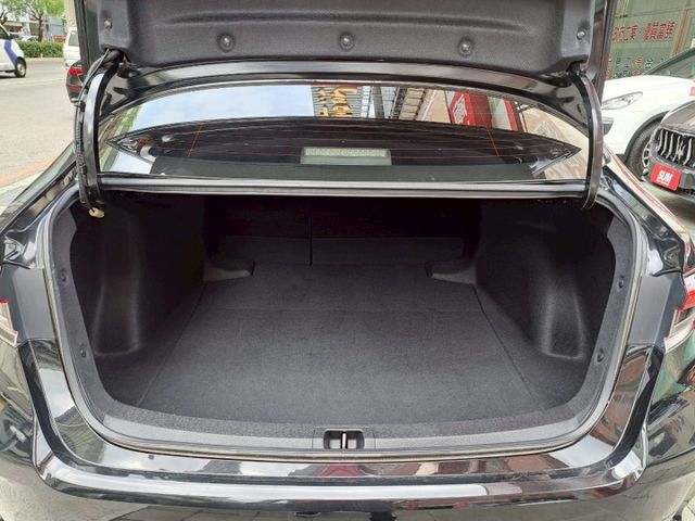 ALTIS  第15張相片