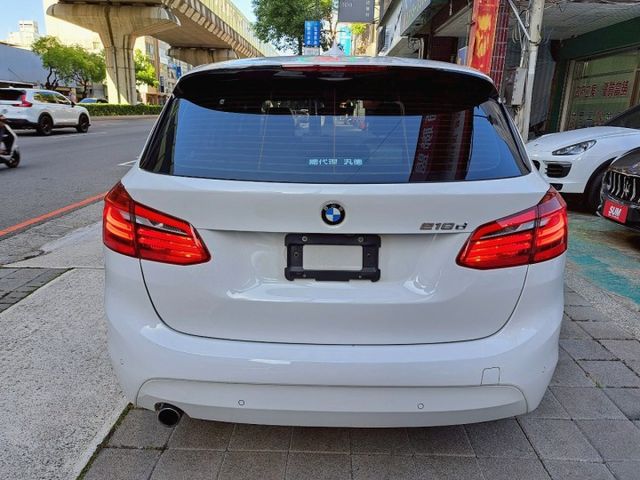 2 SERIES ACTIVE TOURER  第17張相片