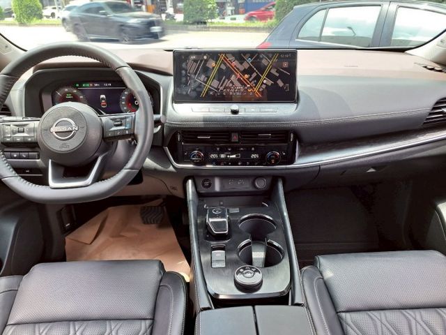 X-TRAIL  第8張相片