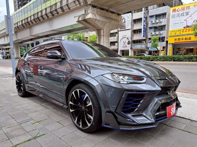 MANSORY碳纖維套件精品車 B&Q環繞音響 全景天窗 環景  第3張相片