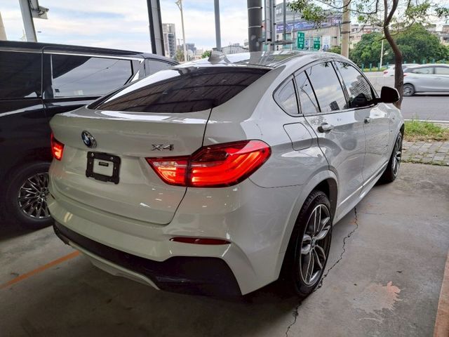 X4 F26  第18張相片