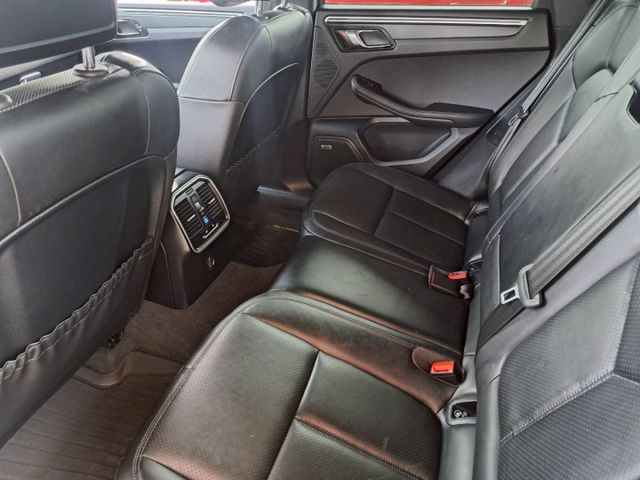 MACAN  第5張相片