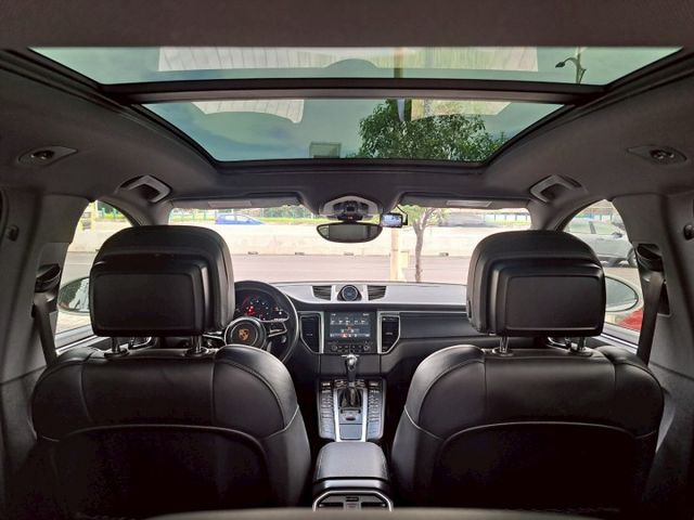 MACAN  第10張相片