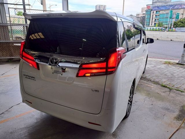 ALPHARD  第18張相片