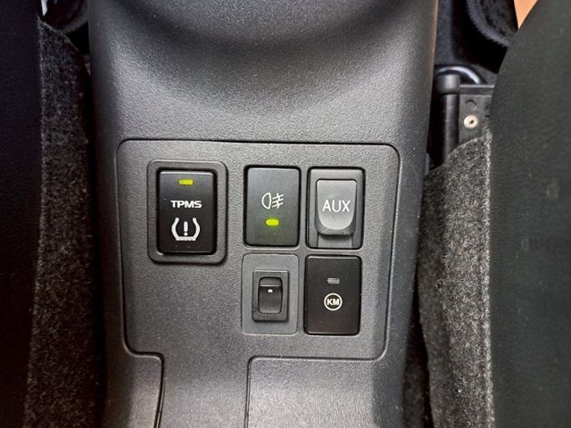 YARIS  第13張相片