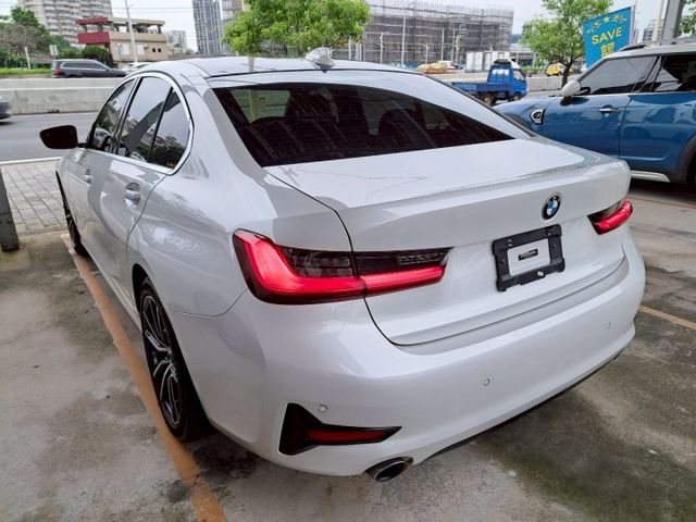 3 SERIES SEDAN G20  第16張相片