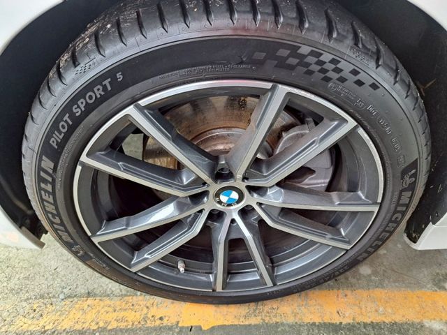 3 SERIES SEDAN G20  第20張相片