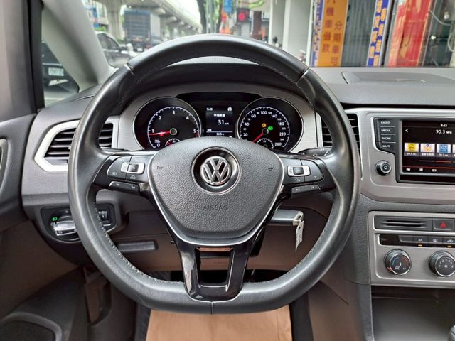 GOLF SPORTSVAN  第7張相片