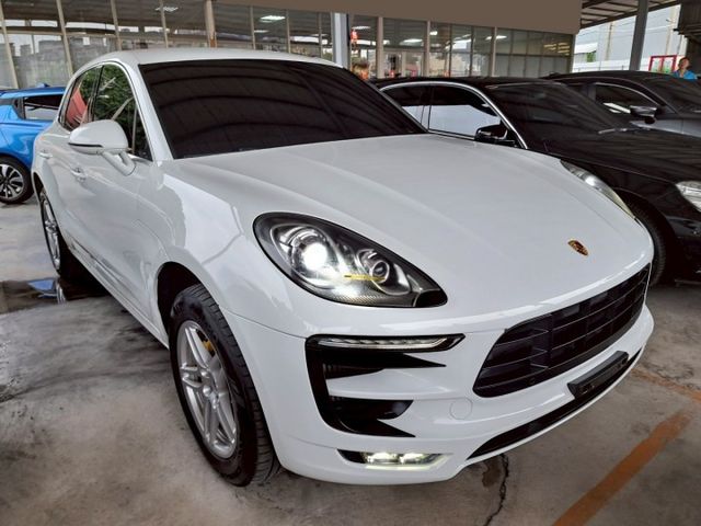 MACAN  第3張相片