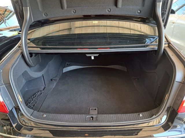 E-CLASS W212  第15張相片