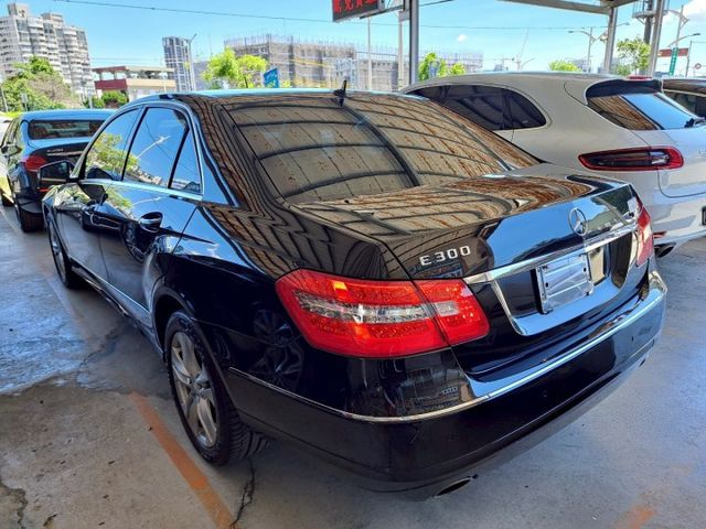 E-CLASS W212  第16張相片