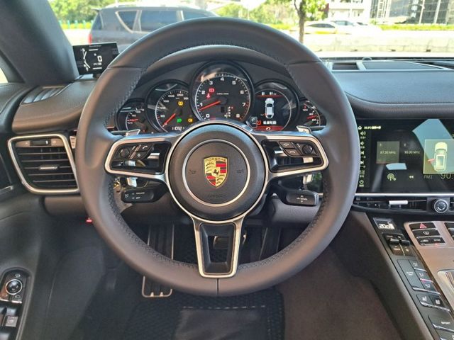 PANAMERA  第7張相片