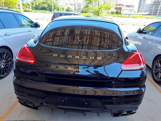 PANAMERA  第17張相片