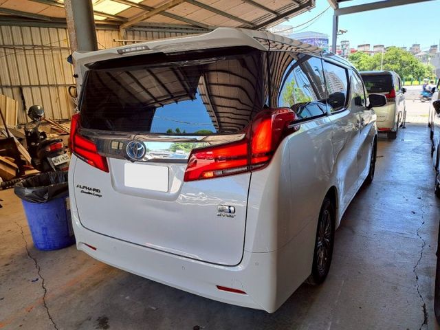ALPHARD  第18張相片