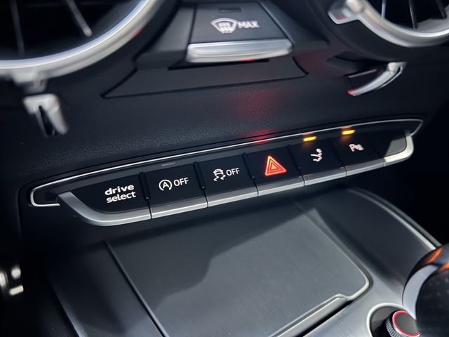 S-LINE套件 氣氛中逼新車 只有一台先搶先贏 里程只跑2萬 原鈑件  第14張相片