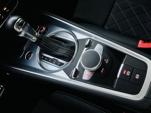 S-LINE套件 氣氛中逼新車 只有一台先搶先贏 里程只跑2萬 原鈑件  第16張相片