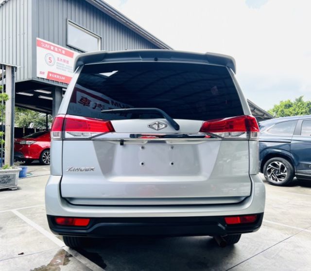 省油、強勁馬力及大、寬、平的車室空間 頭家的好伙伴！  第4張相片