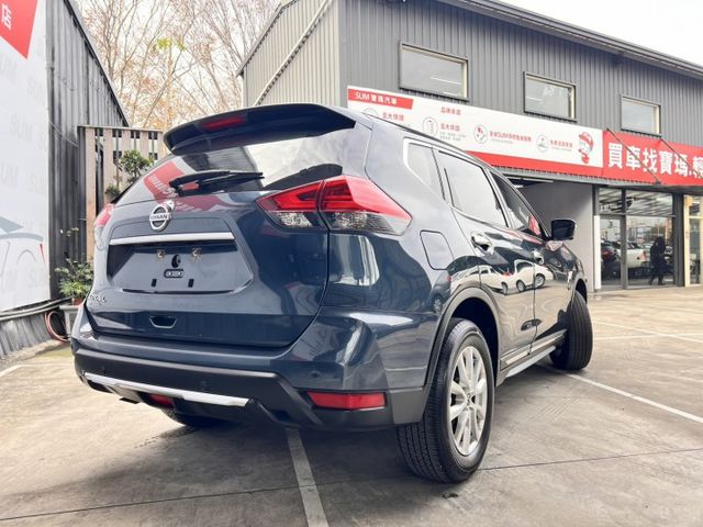 智行版 車況佳 大空間 × 高安全 × 全家都適合的國民休旅 智慧定速 盲點警示 360°環景 車道偏離  第2張相片