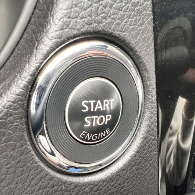 智行版 車況佳 大空間 × 高安全 × 全家都適合的國民休旅 智慧定速 盲點警示 360°環景 車道偏離  第11張相片