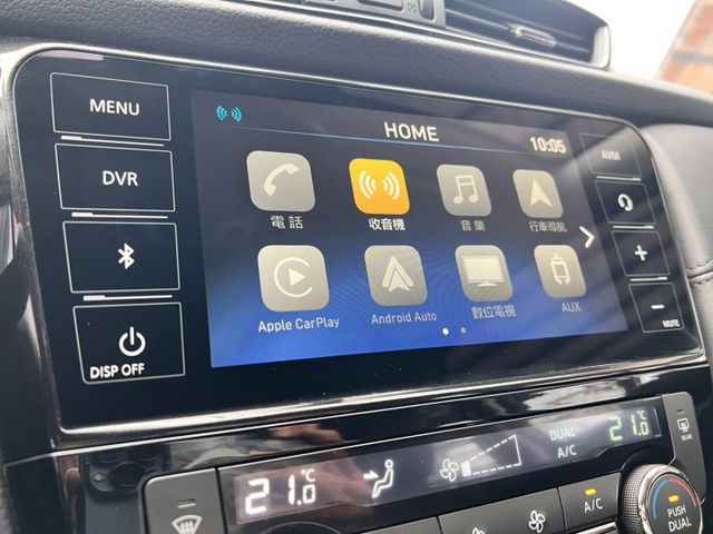 智行版 車況佳 大空間 × 高安全 × 全家都適合的國民休旅 智慧定速 盲點警示 360°環景 車道偏離  第14張相片