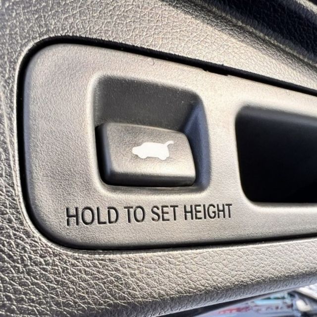 23年式 熱銷款5.5代 一台「好開、安全、空間大、保值性高」的家庭休旅  第5張相片