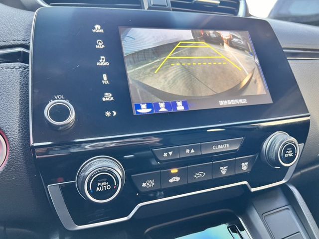 23年式 熱銷款5.5代 一台「好開、安全、空間大、保值性高」的家庭休旅  第17張相片