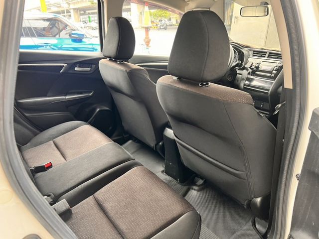 Fit 1.5 VTi-S  小車大空間的超強代步王！帥氣、省油、空間大、好停車 不論是新手、上班族或家庭第二台車都非常  第8張相片