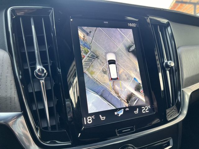 V90 Cross Country B5 Momentum 稀有釋出 旗艦跨界旅行車 錯過可能就沒下一台了。  第15張相片