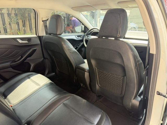 Focus 5D 1.5 成真型  1.5L Ti-VCT高效引擎，動力順暢省油  底盤操控一流，彎道穩定好開  第7張相片